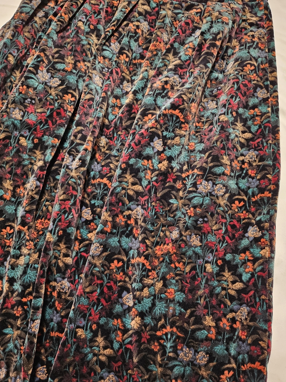 VTG 90s John Meyer Velvet Dark Floral Midi Skirt Whimsigoth Tapestry A-Line 12 - Picture 3 of 7